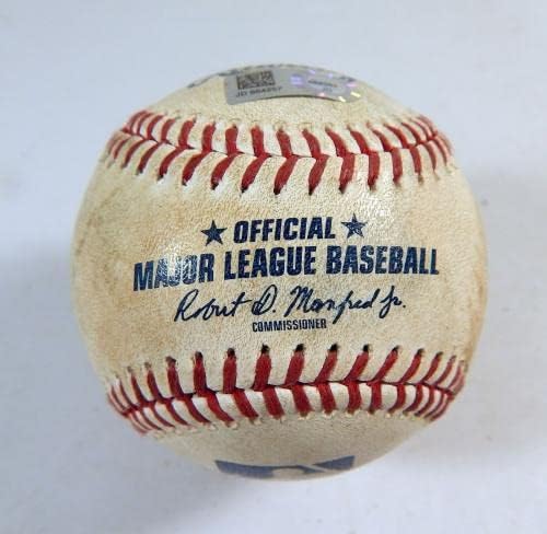 2019 Milwaukee Brewers Pi Kalózok Játék Használt Fehér Baseball Musgrove Grandal Szabálytalan Játékban Használt Labdák