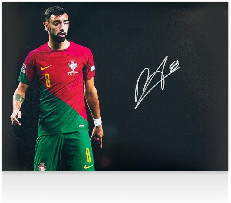 Bruno Fernandes Aláírt Portugália Fotó Autogram - Dedikált Futball Fotók